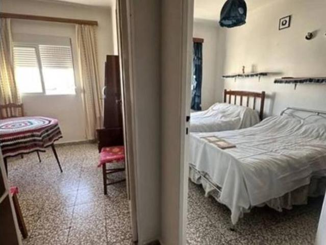 Piso en venta en Linares