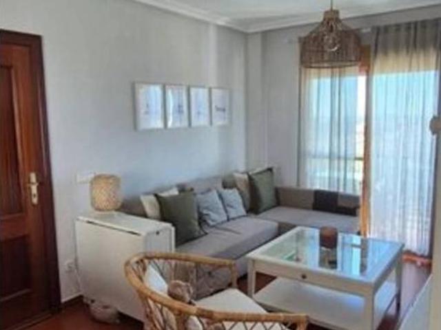 Piso en venta en Linares