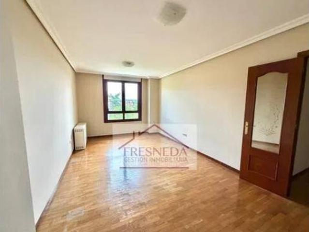 Piso en venta en Llanera, Asturias