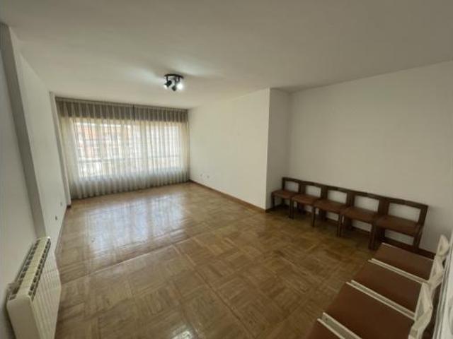 Piso en venta en Llanes, Bricia