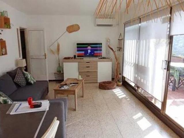 Piso en venta en Canyelles, la Selva