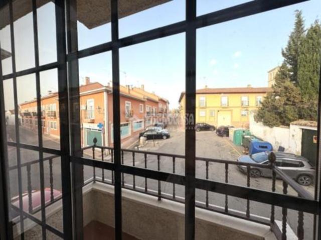 Piso en venta en Loeches, Madrid