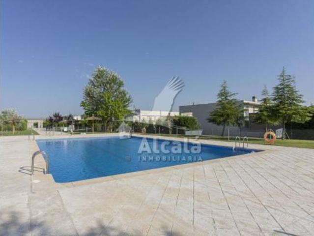 Piso en venta en Loeches, Madrid