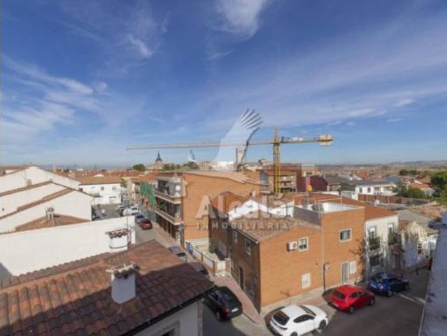 Piso en venta en Loeches, Madrid