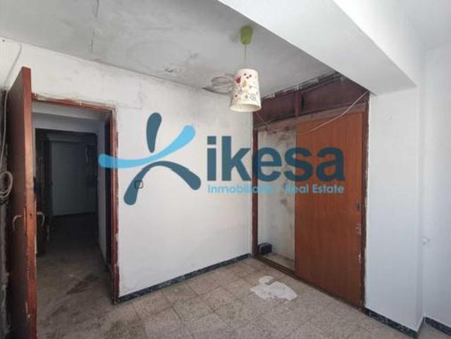 Piso en venta en Lora Del Río, Andalucía