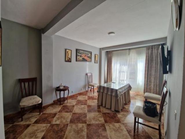 Piso en venta en Lora Del Río, Andalucía