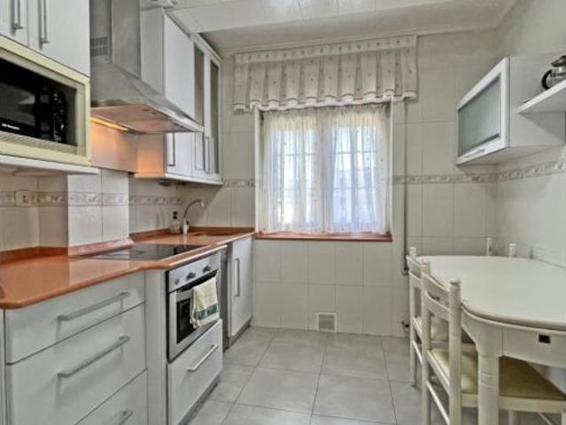 Piso en venta en Los Corrales De Buelna, Cantabria