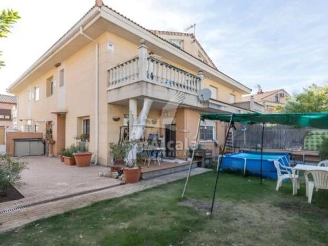 Casa en venta en Los Santos De La Humosa, Madrid
