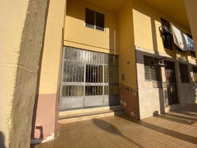 Piso en venta en Zona 1 (el Valle y Dehesa de la Villa), Lucena