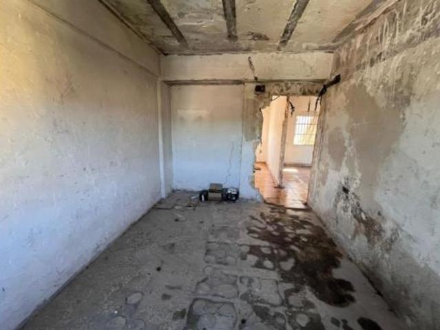 Piso en venta en Zona 1 (el Valle y Dehesa de la Villa), Lucena
