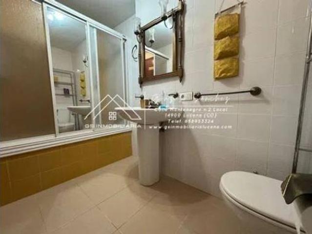 Piso en venta en Zona 1 (el Valle y Dehesa de la Villa), Lucena