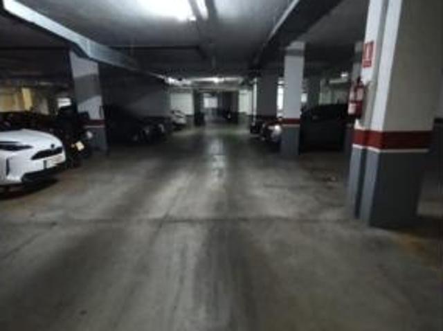 Piso en venta en Zona 1 (el Valle y Dehesa de la Villa), Lucena