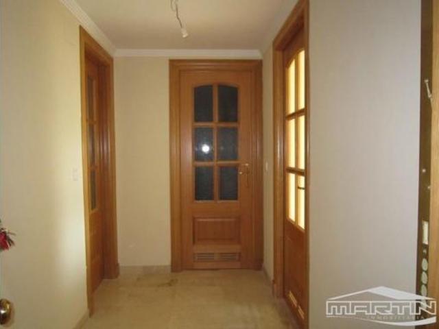 Piso en venta en Zona 1 (el Valle y Dehesa de la Villa), Lucena