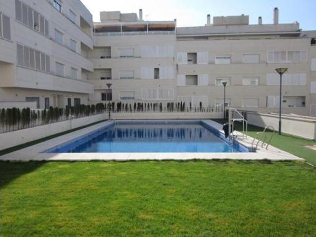 Piso en venta en Zona 1 (el Valle y Dehesa de la Villa), Lucena