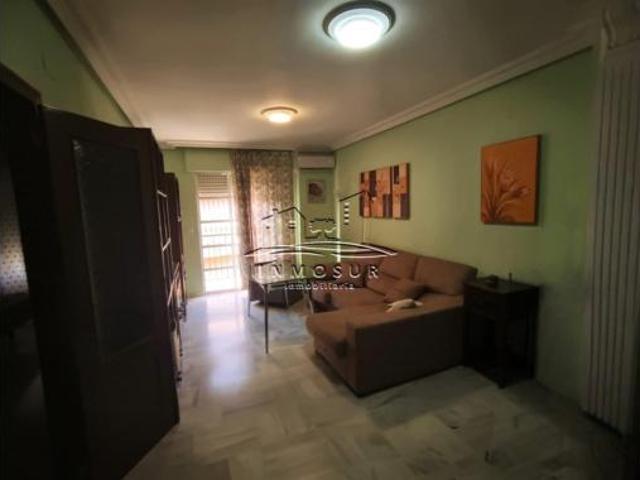 Piso en venta en Zona 1 (el Valle y Dehesa de la Villa), Lucena