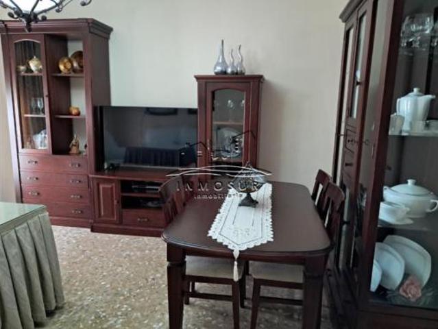Piso en venta en Zona 1 (el Valle y Dehesa de la Villa), Lucena