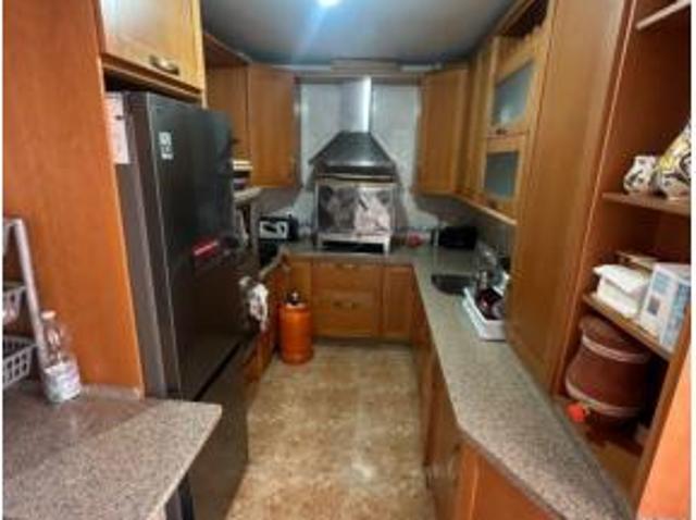 Piso en venta en Zona 1 (el Valle y Dehesa de la Villa), Lucena