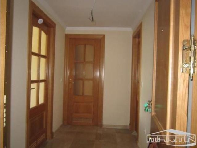 Piso en venta en Zona 1 (el Valle y Dehesa de la Villa), Lucena