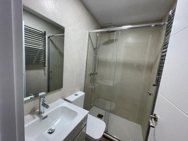 Piso en venta en Usera, Madrid