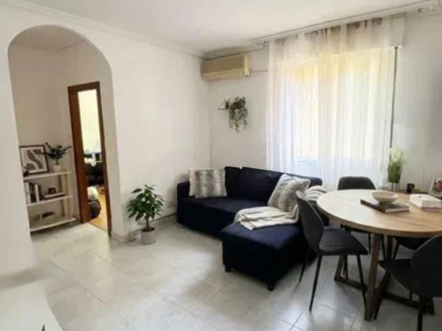 Piso en venta en Usera, Madrid