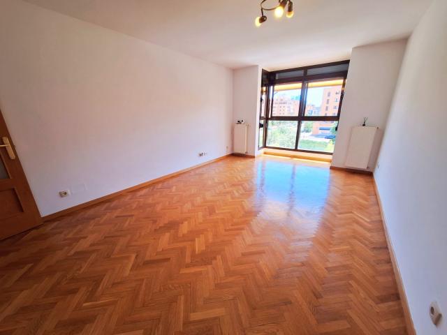 Piso en venta en Valverde, Madrid