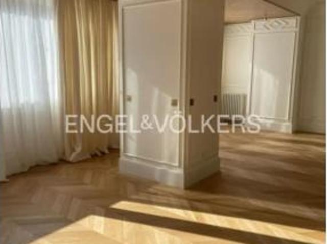 Piso en venta en Chamberí, Madrid