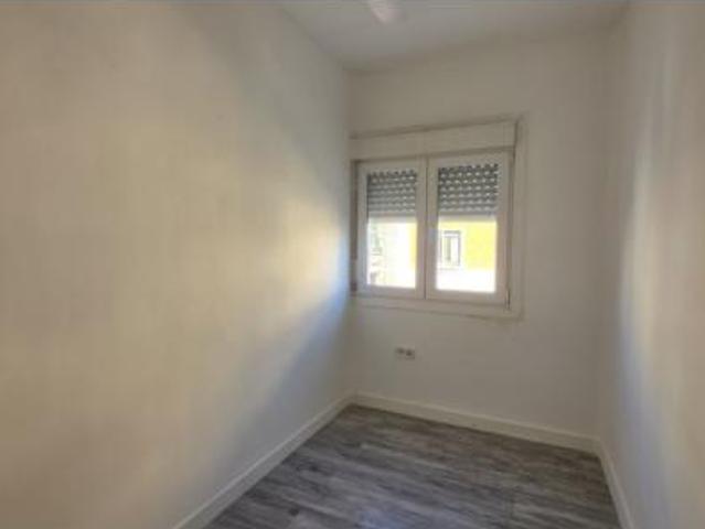 Piso en venta en Almendrales, Madrid