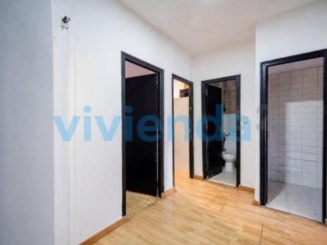 Piso en venta en Usera, Madrid