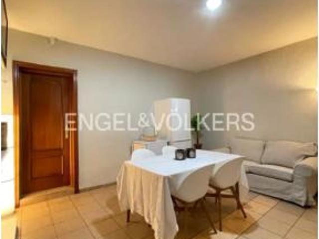 Piso en venta en Arapiles, Madrid