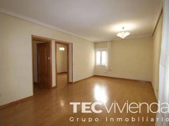 Piso en venta en Tetuán, Madrid