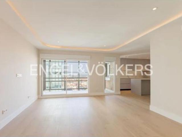 Piso en venta en Tetuán, Madrid