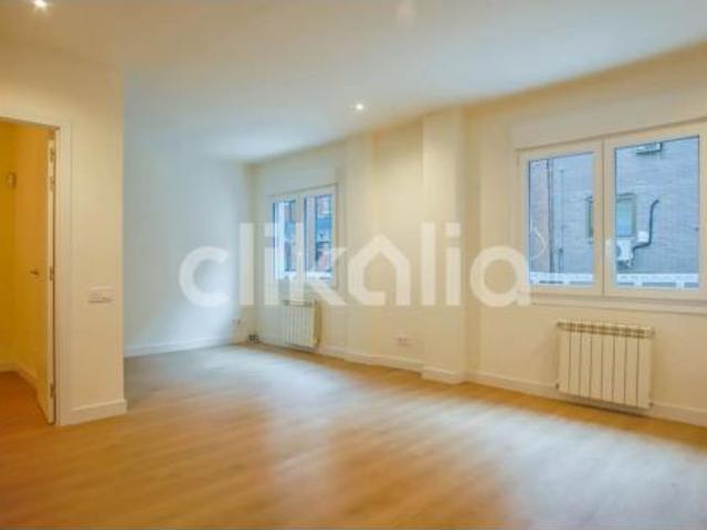 Piso en venta en Tetuán, Madrid