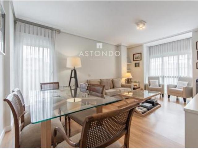 Piso en venta en Medina-sidonia, Madrid