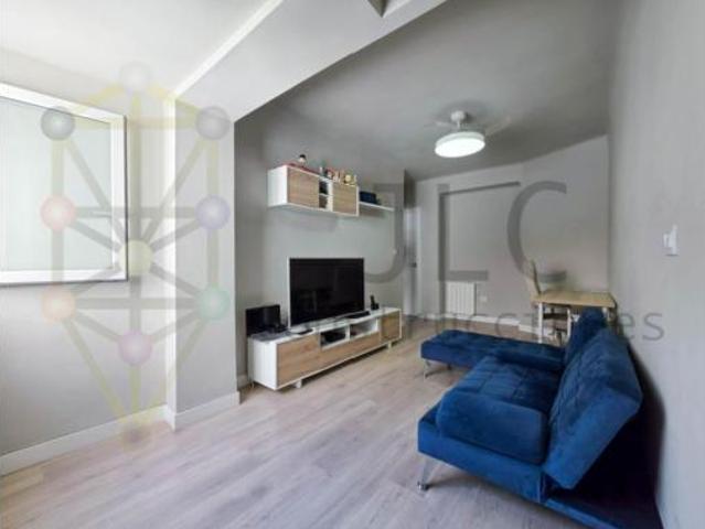 Piso en venta en Concepción, Madrid
