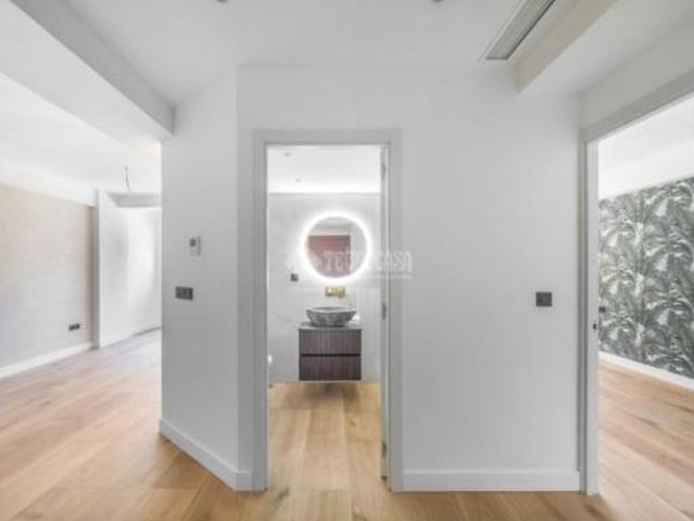 Piso en venta en Ciudad Lineal, Madrid