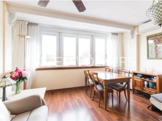 Piso en venta en Ciudad Lineal, Madrid