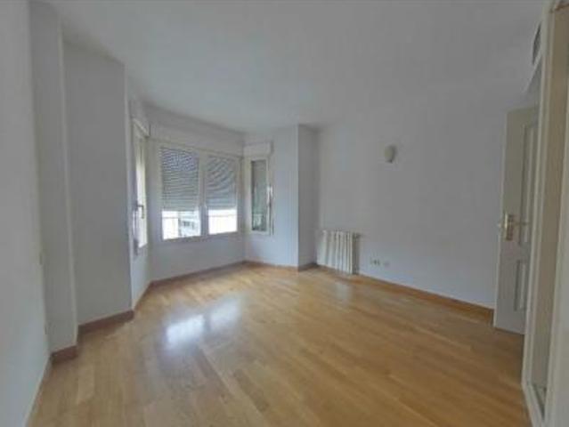 Piso en venta en Madrid, Costillares