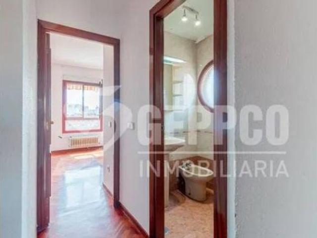 Piso en venta en Ciudad Lineal, Madrid