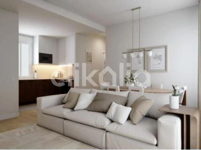 Piso en venta en Tetuán, Madrid