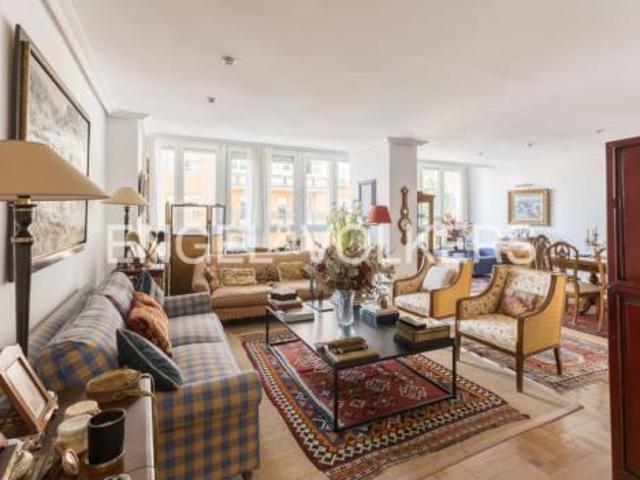 Piso en venta en Tetuán, Madrid