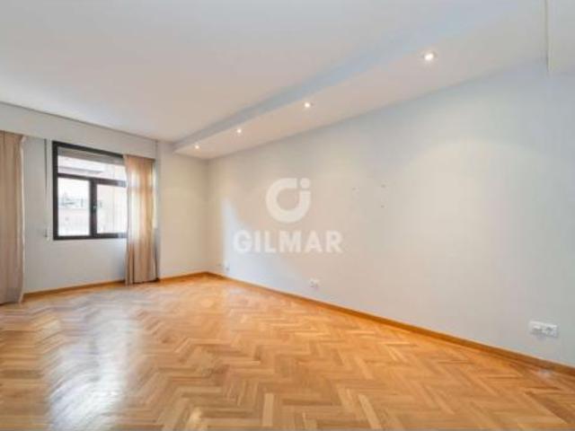 Piso en venta en Chamartín, Madrid