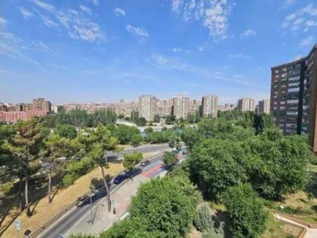 Piso en venta en Moratalaz, Madrid