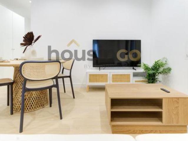 Piso en venta en Medina-sidonia, Madrid