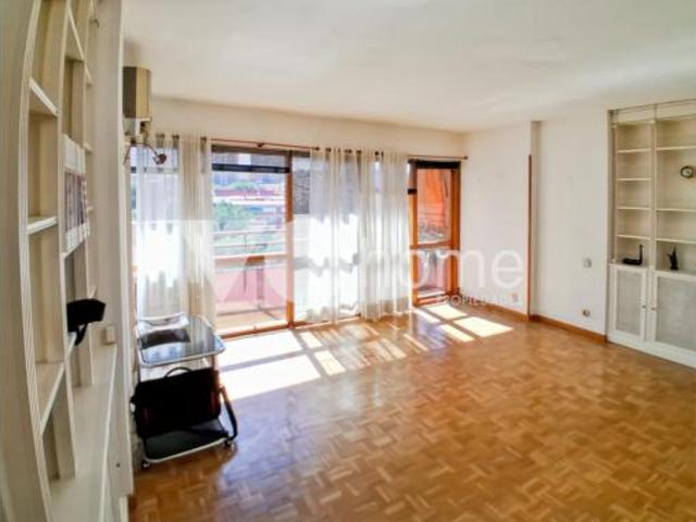 Piso en venta en Moratalaz, Madrid