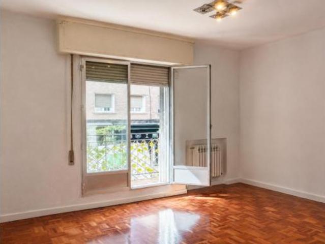 Piso en venta en Usera, Madrid