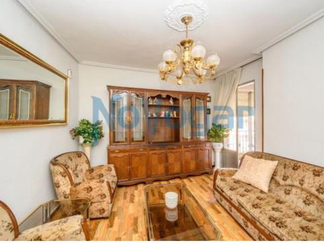 Piso en venta en Usera, Madrid