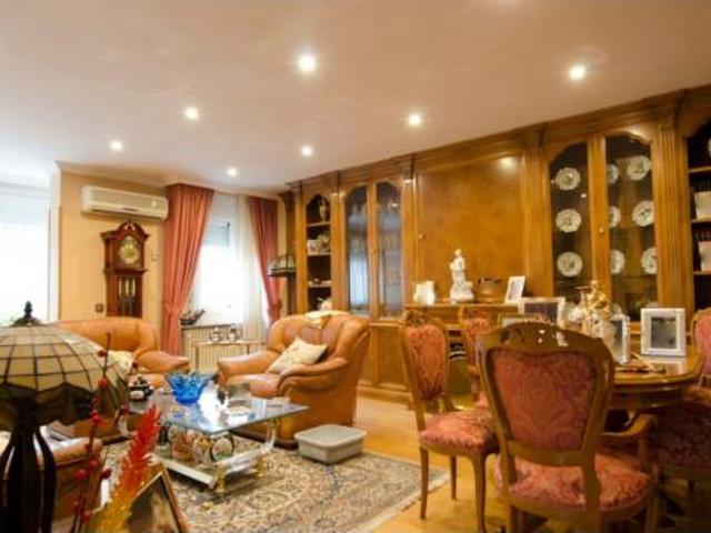 Piso en venta en Usera, Madrid