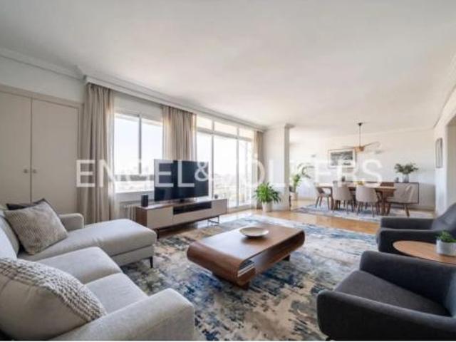 Piso en venta en Chamartín, Madrid
