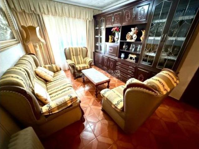 Piso en venta en Usera, Madrid