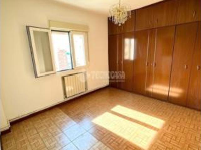 Piso en venta en El Pilar, Madrid